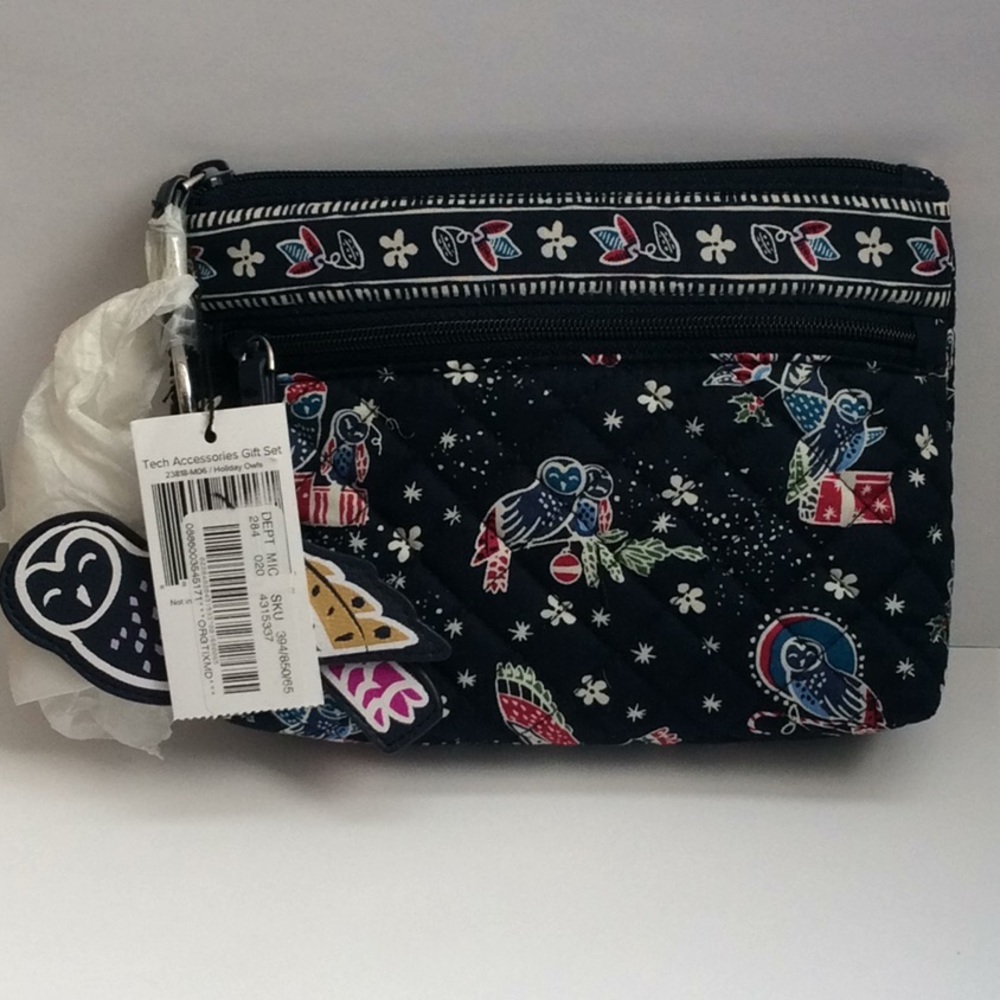 NWT Vera Bradley Holiday Owls Tech Accessory Case